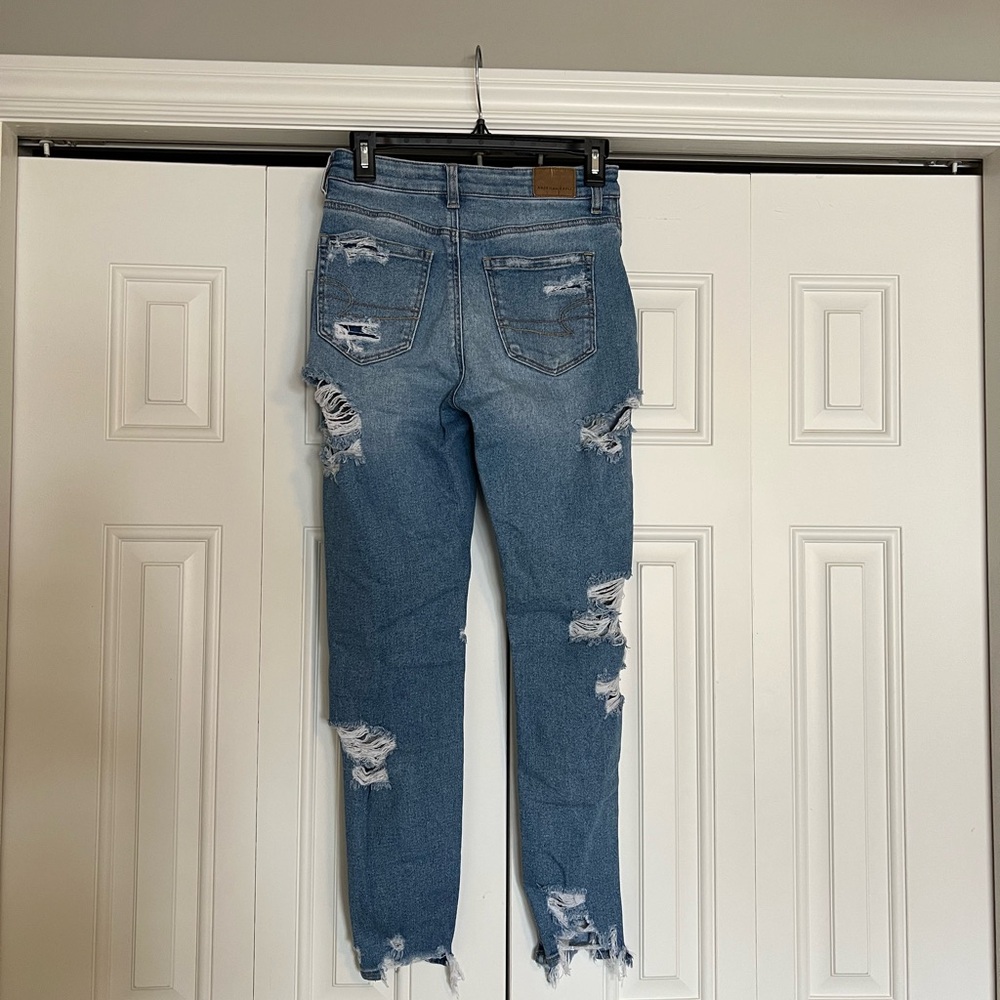 American Eagle Ripped Women's Jeans - Picture 2 of 5